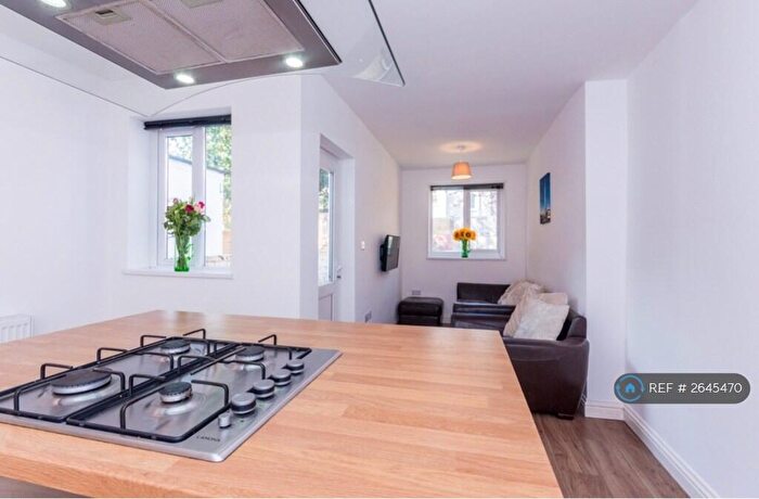 5 Bedroom Terraced House To Rent In Grenville Road, Southsea, PO4