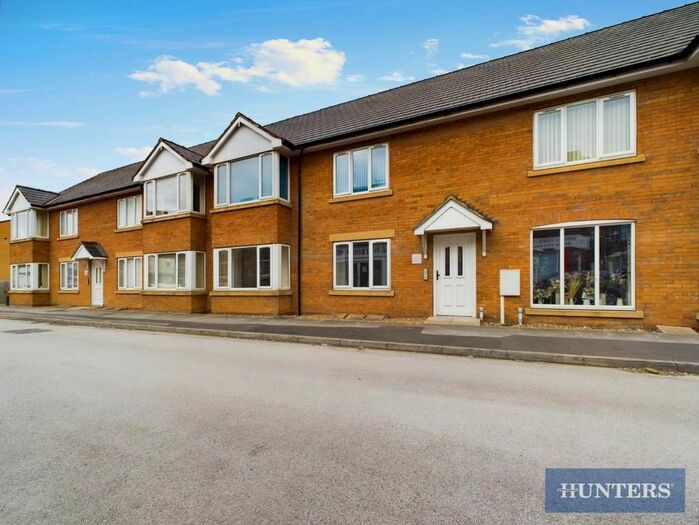 2 Bedroom Flat To Rent In Olivers Lane, Bridlington, YO15