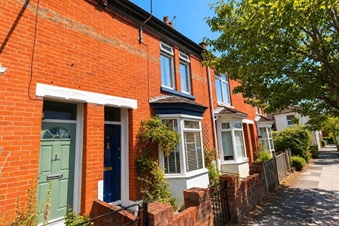3 Bedroom Terraced House For Sale In Freemantle, Southampton, SO15