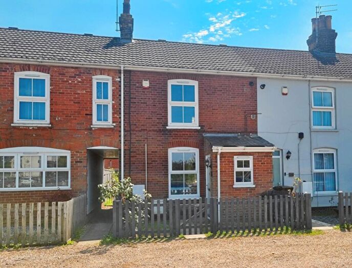 2 Bedroom Terraced House To Rent In Sproughton Road, Ipswich, IP1