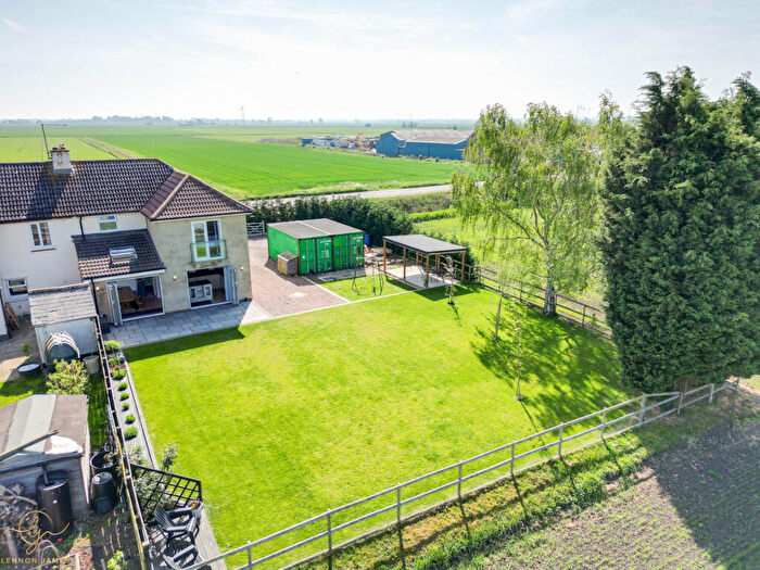 3 Bedroom Semi-Detached House For Sale In Herne Road Ramsey St Marys, Huntingdon Cambs, PE26