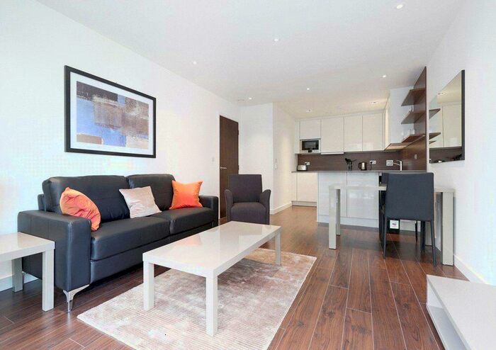 1 Bedroom Apartment To Rent In City View Apartments, London, N4