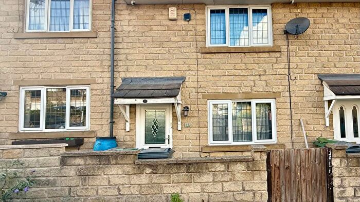 3 Bedroom Terraced House To Rent In Commonside, Batley, WF17
