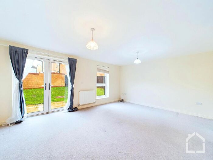 4 Bedroom Link Detached House To Rent In Heren Lane, Whitehouse, MK8