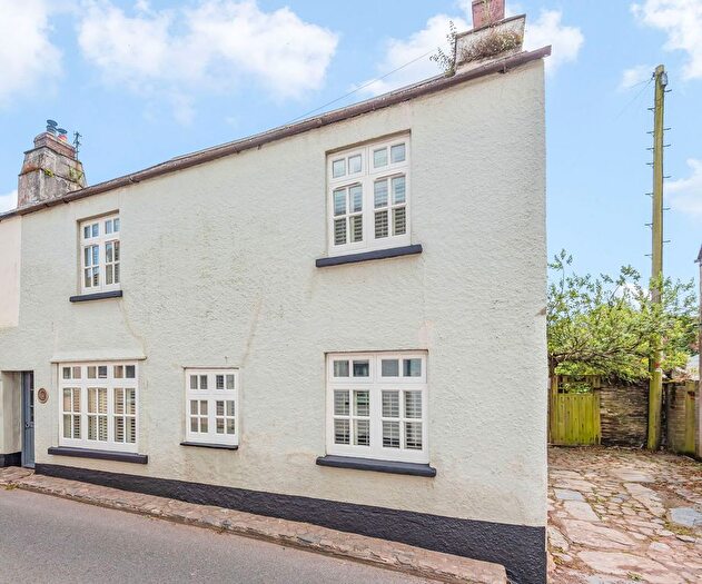 5 Bedroom End Of Terrace House To Rent In Chillington, Devon, TQ7