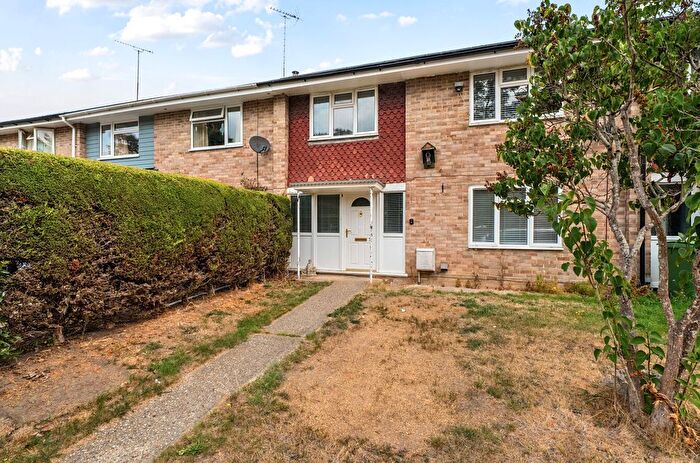 3 Bedroom Terraced House For Sale In College Piece, Mortimer, Reading, RG7