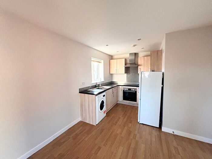 1 Bedroom Flat To Rent In High Street, Neston, CH64