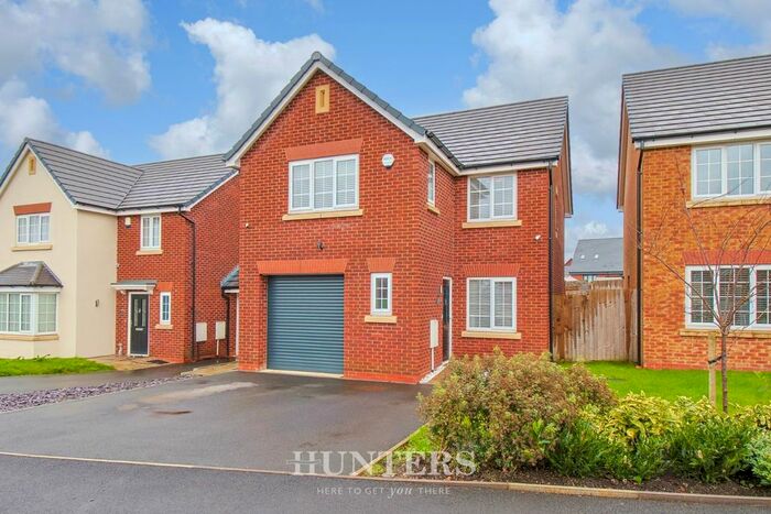 4 Bedroom Detached House For Sale In Blencathra Close, Middleton, M24