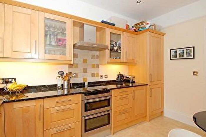 2 Bedroom Flat To Rent In Riversdale House, High Wycombe, HP11