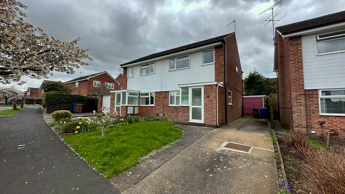 3 Bedroom Semi-Detached House To Rent In Catterick Drive, Derby, Derbyshire, DE3