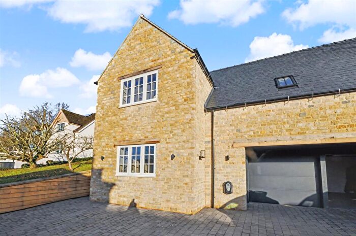 1 Bedroom Flat To Rent In The Bank, Lighthorne, CV35