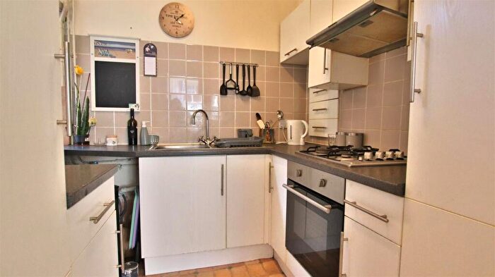 2 Bedroom House For Sale In East Street, Tewkesbury, GL20