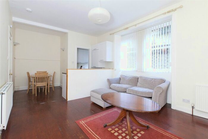 1 Bedroom Flat To Rent In Dean Path Buildings, Edinburgh, EH4