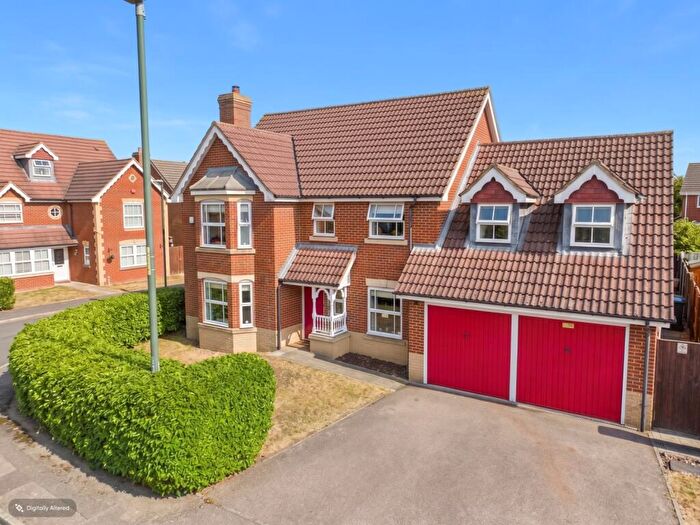 4 Bedroom Detached House For Sale In Grant Road, Wainscott, Rochester, ME3