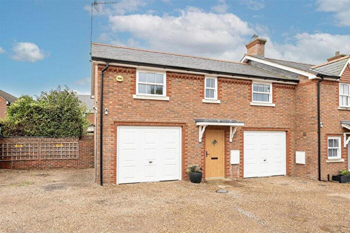 1 Bedroom Flat For Sale In High Street, Kimpton, Hitchin, SG4
