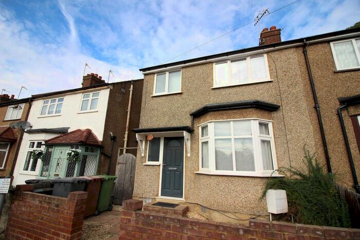 3 Bedroom Property To Rent In William Street, Bushey, WD23