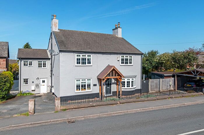 5 Bedroom Detached House For Sale In Chester Road, Helsby, WA6