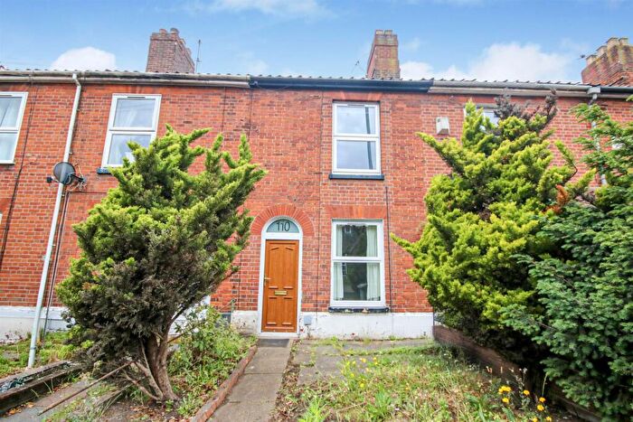 3 Bedroom Terraced House For Sale In Aylsham Road, Norwich, NR3