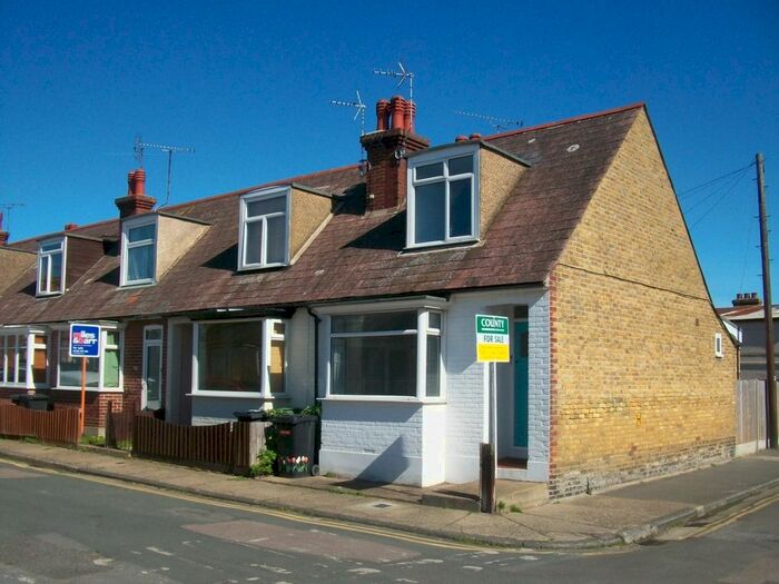 2 Bedroom End Of Terrace House To Rent In Victoria Street, Whitstable, CT5