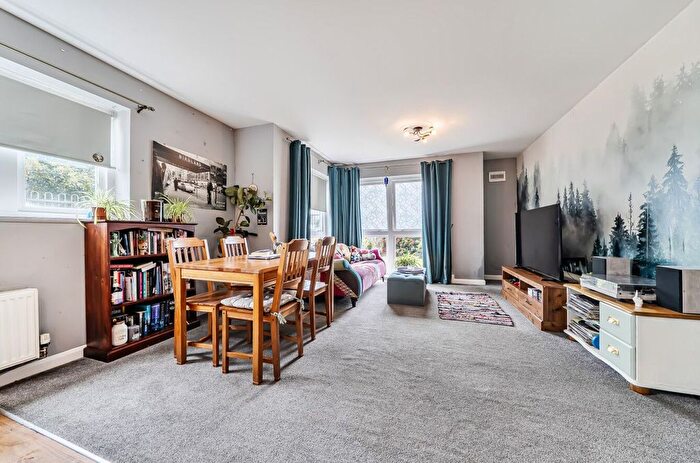 2 Bedroom Flat For Sale In Picturehouse Court, Dereham Road, Norwich, NR5