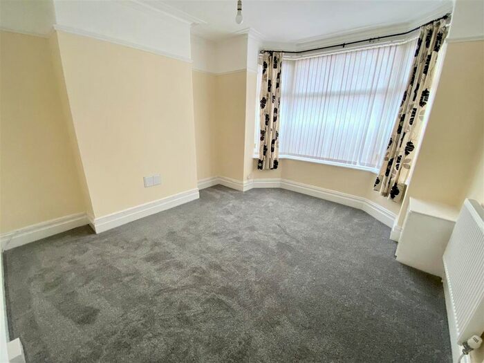 3 Bedroom Detached House To Rent In Moston Lane, Moston, Manchester M40