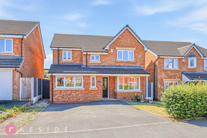 4 Bedroom Detached House For Sale In Apple Tree Way, Burnedge, Rochdale, OL16