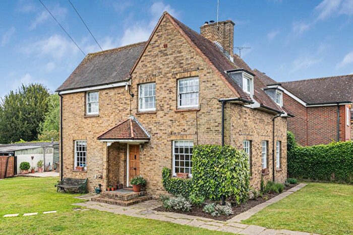 3 Bedroom Detached House To Rent In Osborne House Farm, Hawkshead Road, Potters Bar, EN6