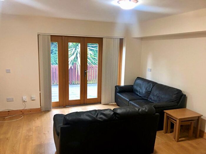2 Bedroom Flat To Rent In Nethergate, Dundee, DD1