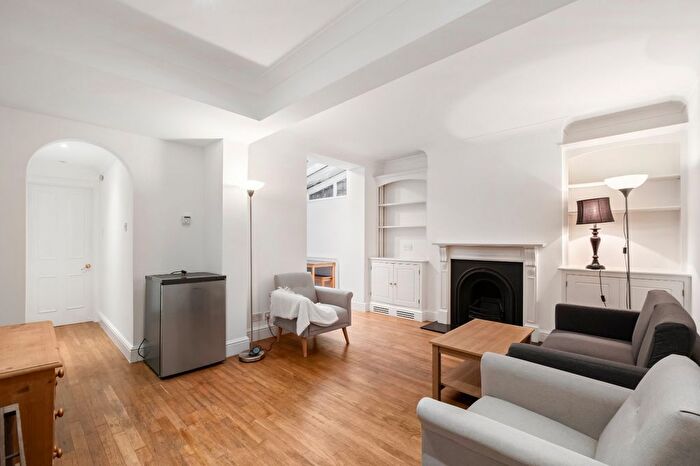 1 Bedroom Flat To Rent In Armadale Road, Fulham, SW6