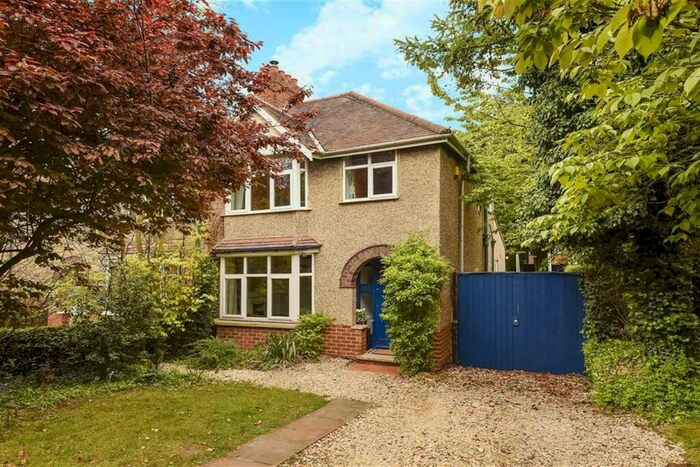 4 Bedroom Semi-Detached House To Rent In Oxford Road, Littlemore, Oxford, OX4