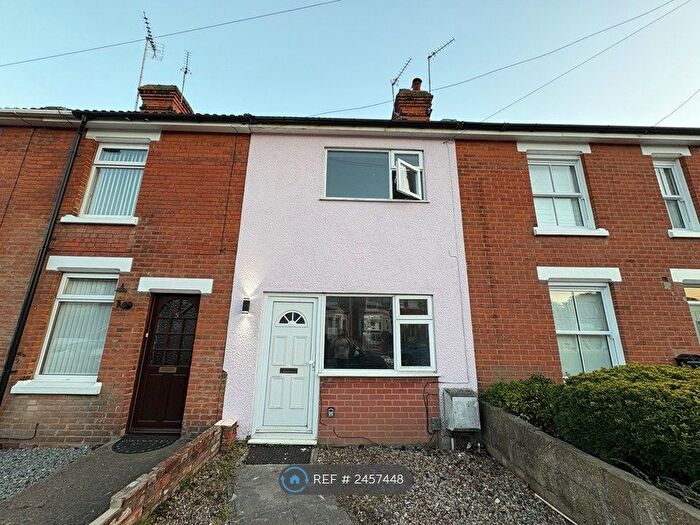 4 Bedroom Terraced House To Rent In Claudius Road, Colchester, CO2