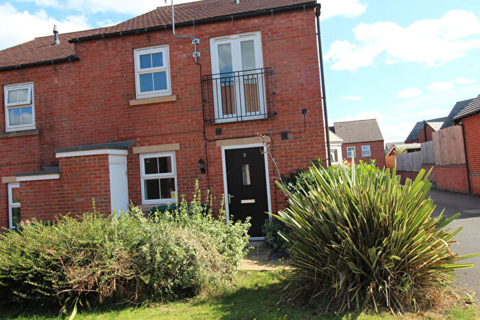 2 Bedroom Semi-Detached House To Rent In Suffolk Way, Church Gresley, DE11