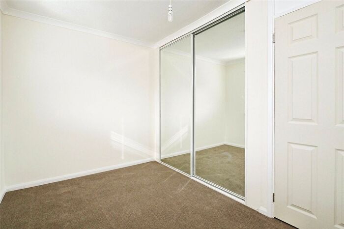 3 Bedroom End Of Terrace House For Sale In Pinewood Gardens, Clifton, Nottingham, NG11