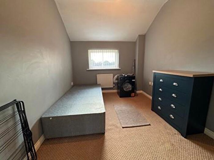 2 Bedroom Flat To Rent In Cornishway, Manchester, M22