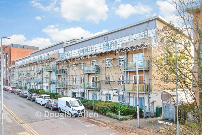 1 Bedroom Apartment For Sale In St. James's Road, Brentwood, Essex, CM14