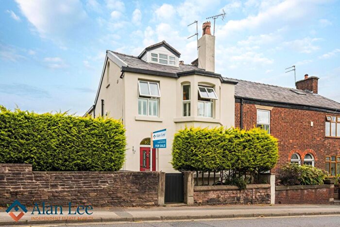 4 Bedroom Semi-Detached House For Sale In Park Lane, Macclesfield, SK11