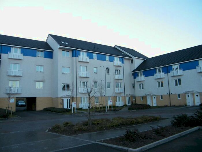 2 Bedroom Flat To Rent In Netherton Gardens, Anniesland, G13