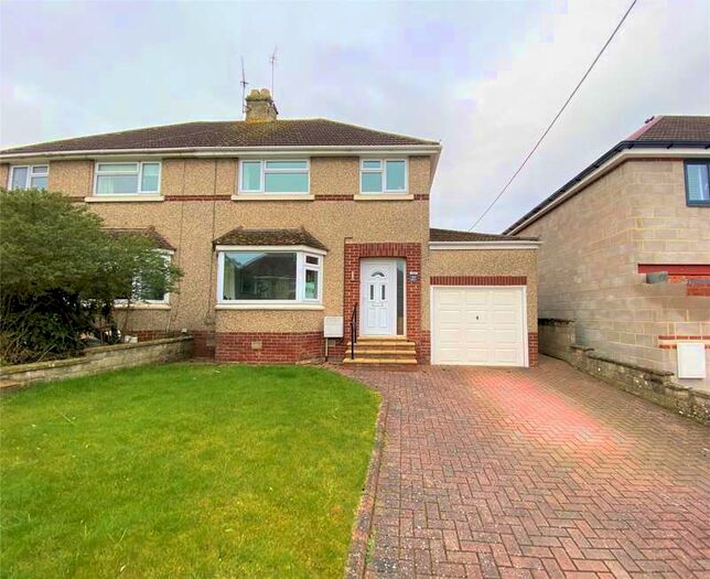 3 Bedroom Semi-Detached House To Rent In Berkeley Road, Wroughton, Wiltshire, SN4