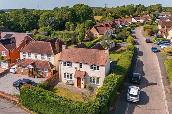 4 Bedroom Detached House For Sale In Highlands Road, Seer Green, HP9