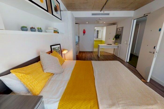 Studio To Rent In Commercial Road, London, E1