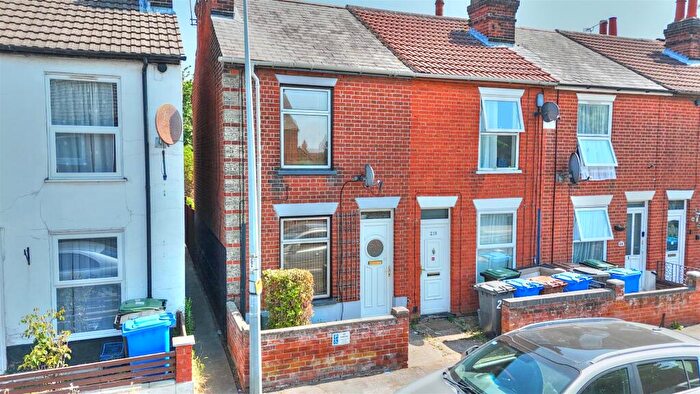 2 Bedroom End Of Terrace House For Sale In Bramford Lane, Ipswich, IP1