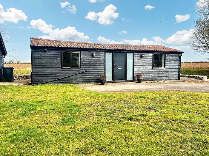 1 Bedroom Bungalow To Rent In Hatfield Broad Oak, Bishop's Stortford, Essex, CM22