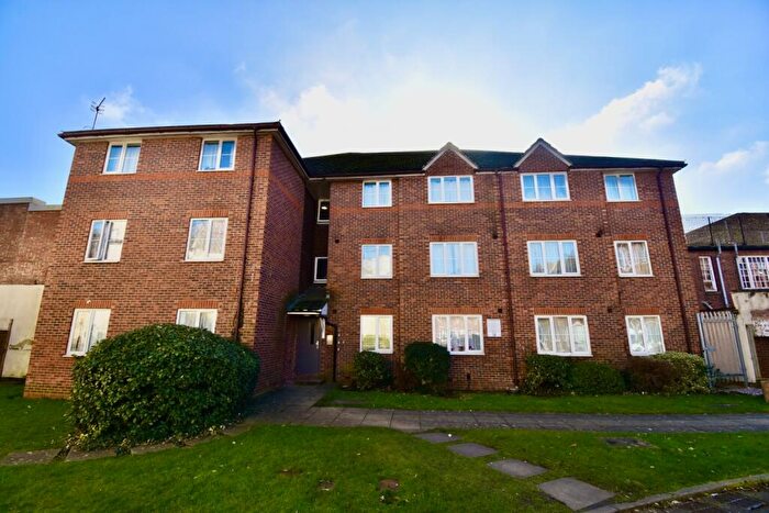 2 Bedroom Flat To Rent In Flat Darenth Court, Upper Priory Street, Northampton, NN1