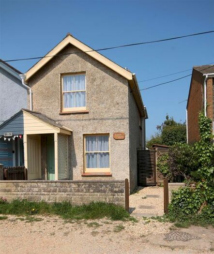 3 Bedroom Semi-Detached House To Rent In Queens Road, Bembridge, PO35