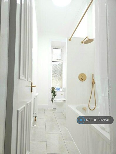 2 Bedroom Flat To Rent In Elizabeth Street, Glasgow, G51