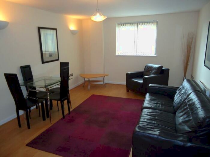 2 Bedroom Apartment To Rent In Velocity West, City Walk, LS11