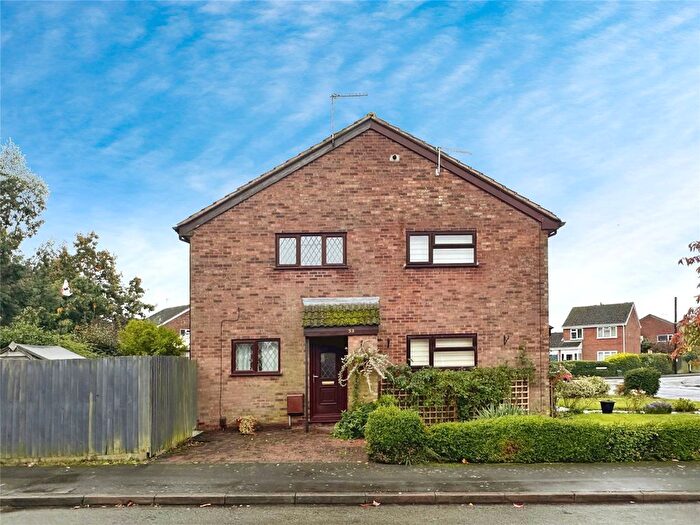 1 Bedroom Detached House To Rent In Willow Close, Burbage, Hinckley, Leicestershire, LE10