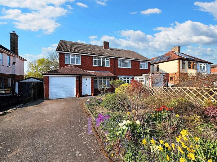 3 Bedroom Semi-Detached House To Rent In Hinckley Road, Stoke Golding, CV13