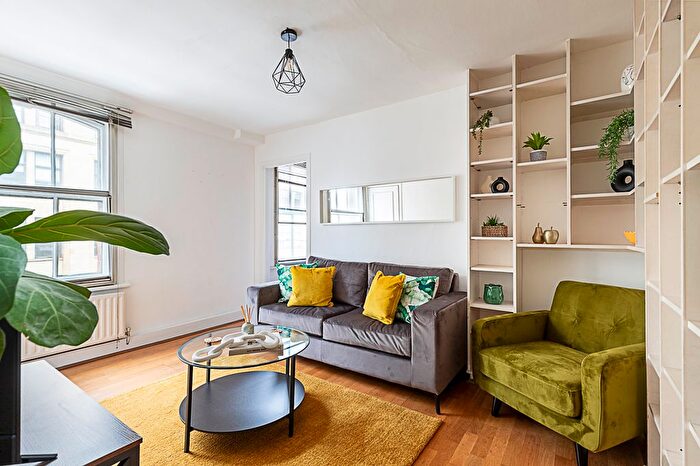 2 Bedroom Flat To Rent In The Cloisters, Commercial Street, London, E1