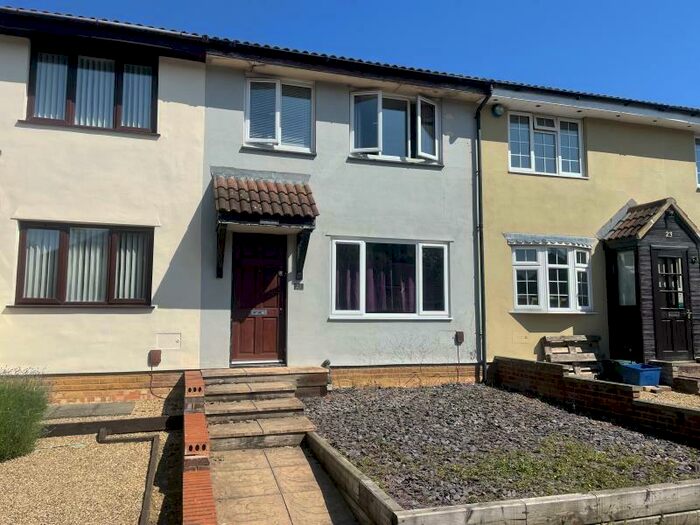 3 Bedroom Terraced House To Rent In Bradwell Village, Milton Keynes, MK13